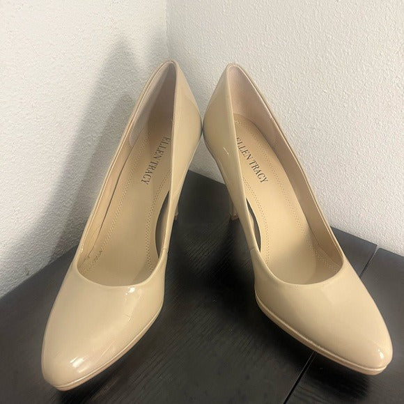 Ellen Tracy Cream Heels Classic Stiletto Design